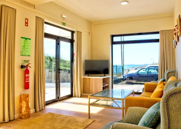 Lulu's بيت ضيافة اتوغويه ده باليه