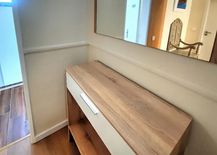 Lulu's * 아토우기아다발레이아